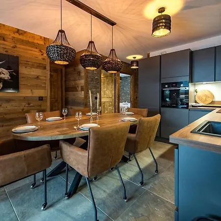 Neuf Traversant Avec Grande Terrasse Au Coeur Du Village - 6 Personnes Saint-Sorlin-d'Arves