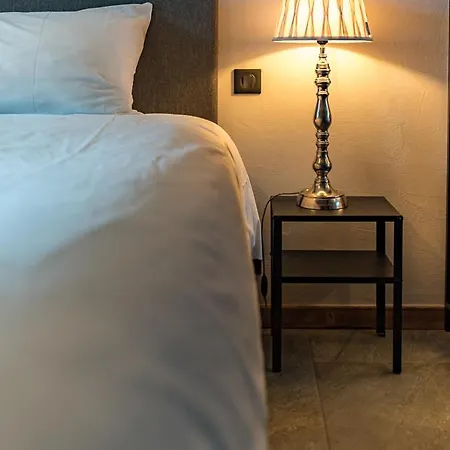 Neuf Traversant Avec Grande Terrasse Au Coeur Du Village - 6 Personnes Apartment *